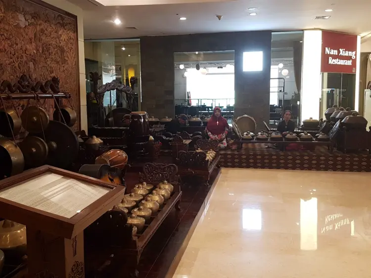 Nan Xiang Steamed Bun Restaurant 10