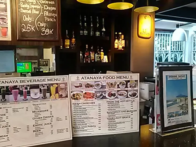 Brewu Coffee & Pastry 4