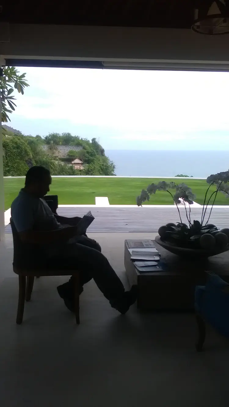 Sundays Beach Club 7