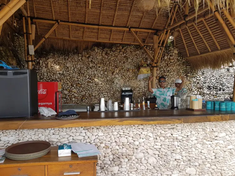 Sundays Beach Club 6