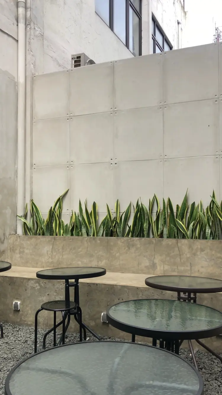 CW Coffee & Eatery 9