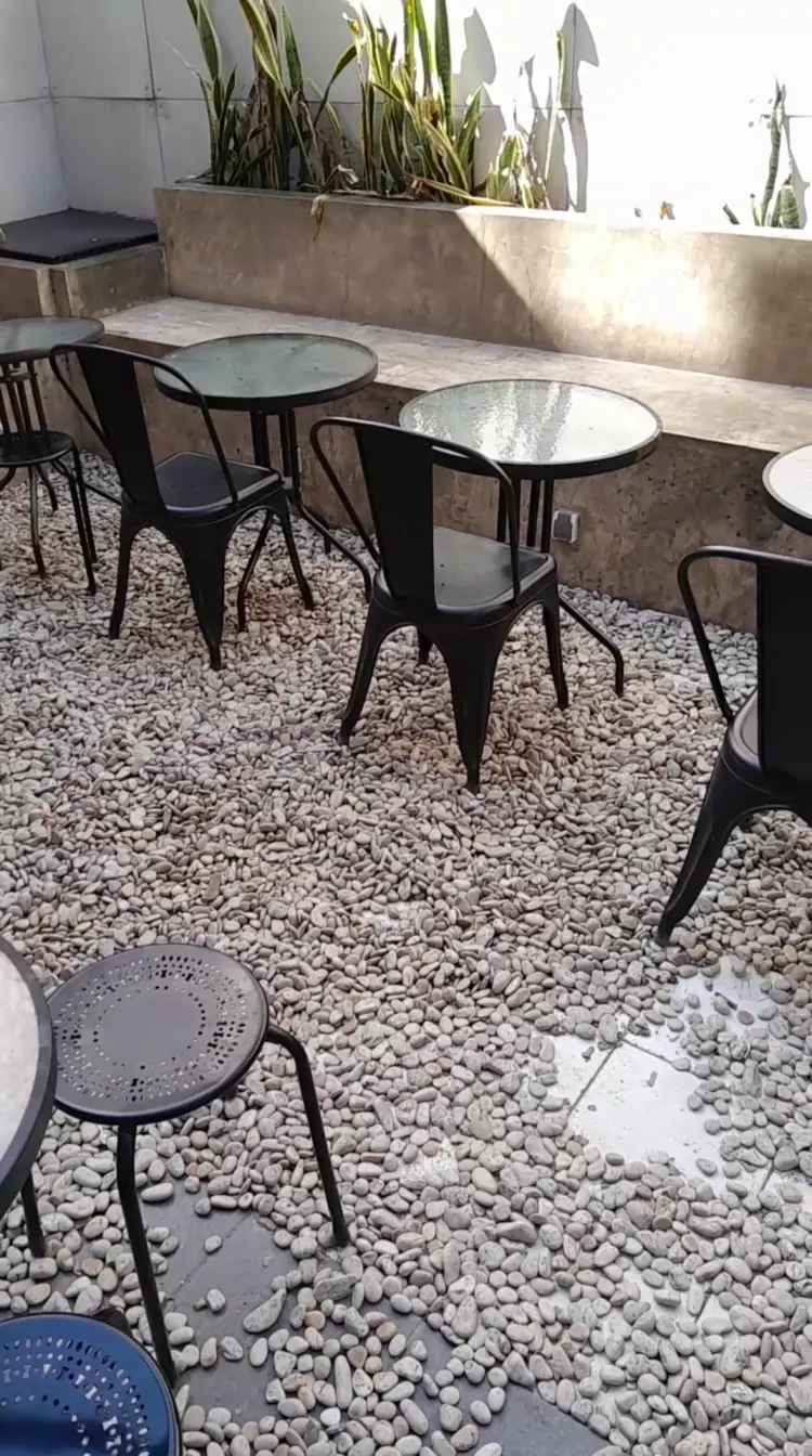 CW Coffee & Eatery 2