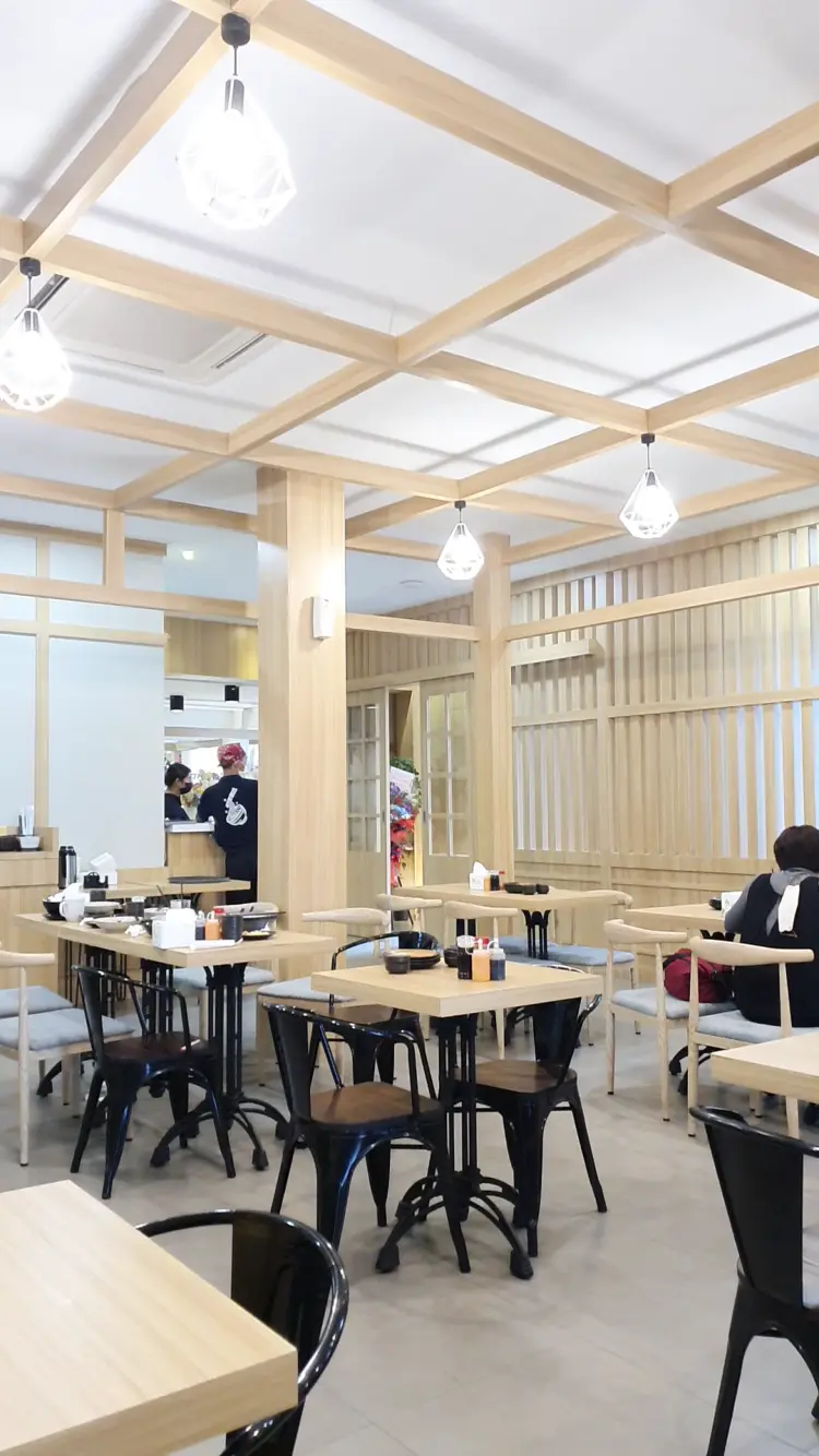 SEKAI RAMEN & SUSHI 6