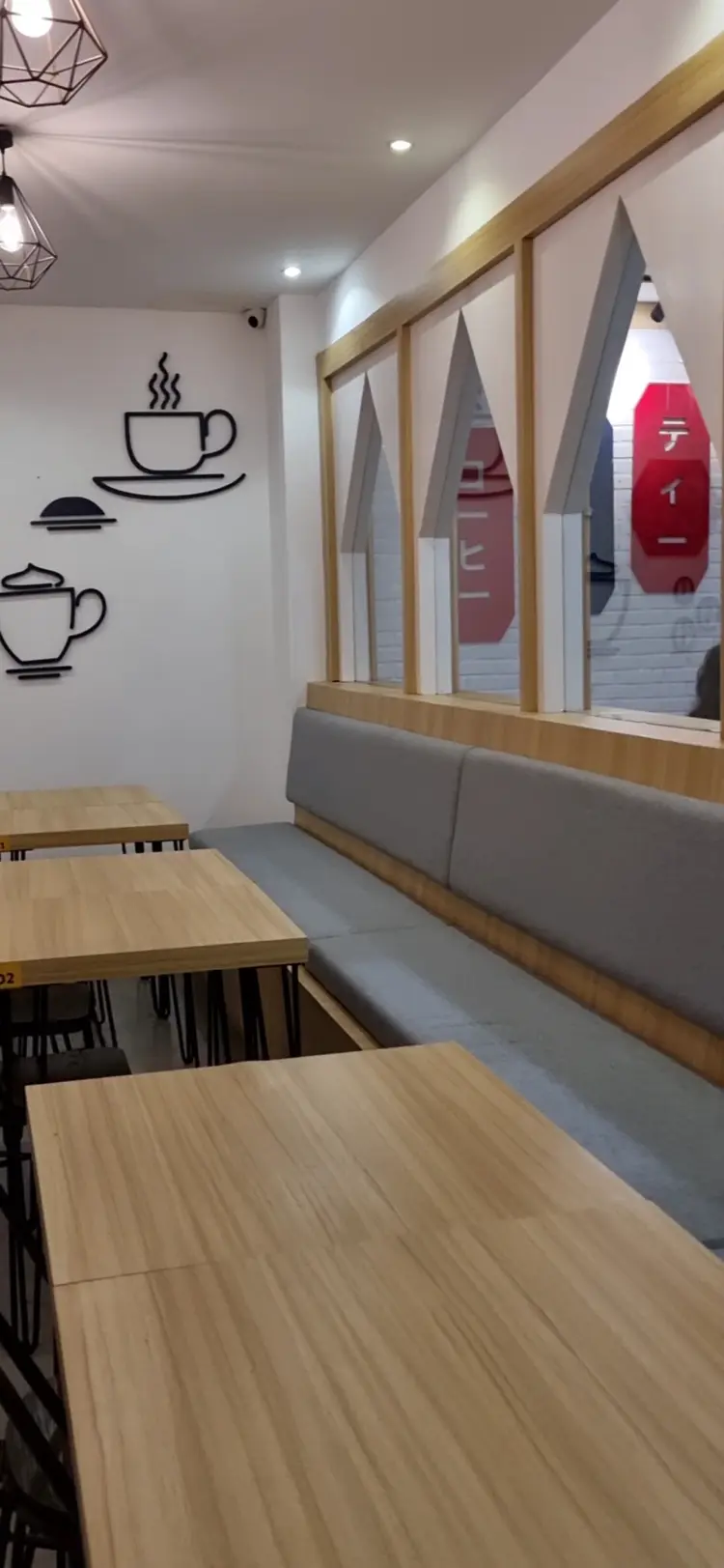 SEKAI RAMEN & SUSHI 8