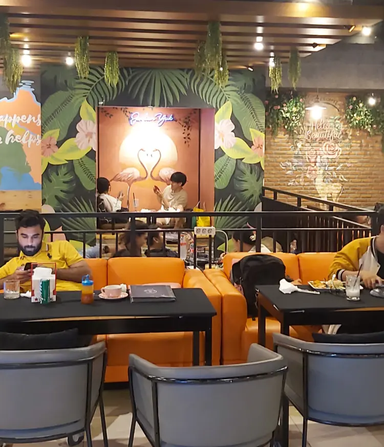 C Code Coffee Tomang (coffee & kitchen) - tersedia menu vegan / vegetarian 1