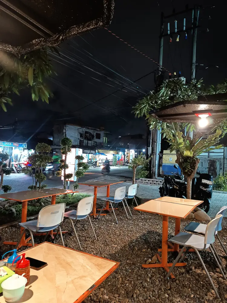 Waroeng abang adek cab. 2 1