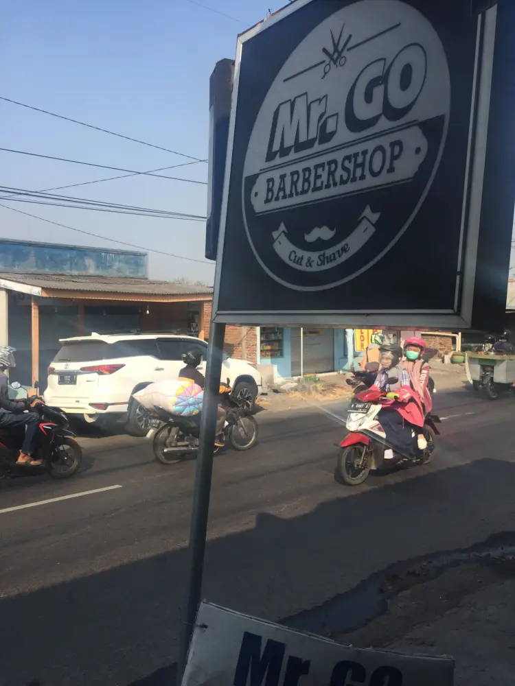 MR.GO BARBERSHOP 1