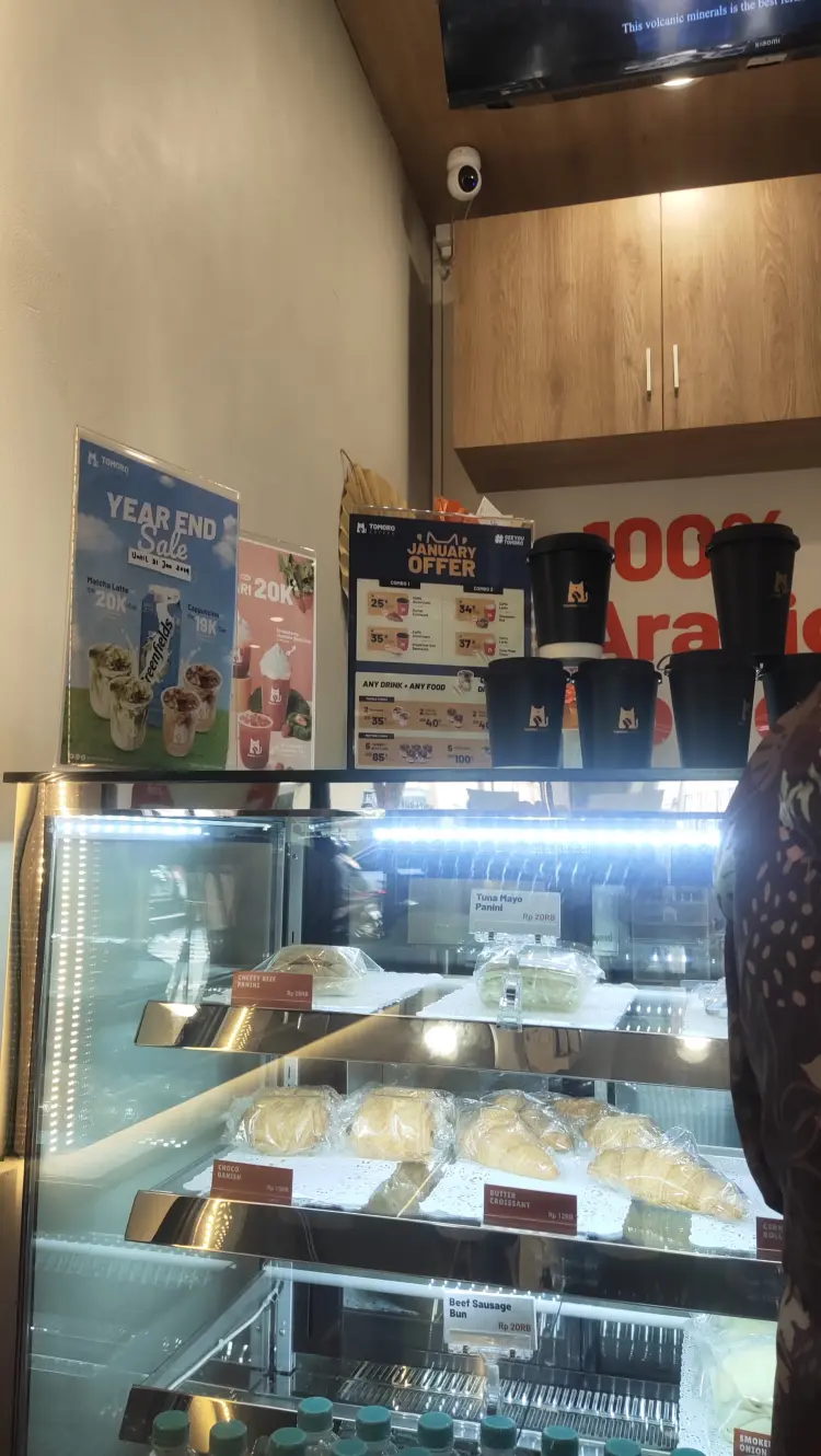 TOMORO COFFEE - Tunjungan 9