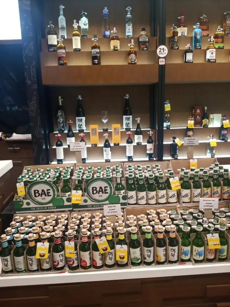 Bottle Avenue Muara Karang 4