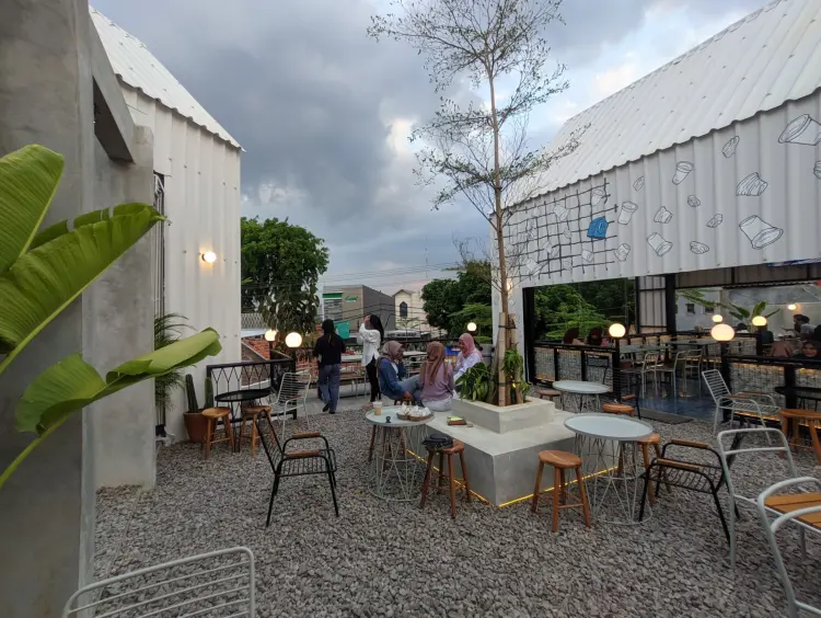 Kopi Nako Semarang Tembalang 1