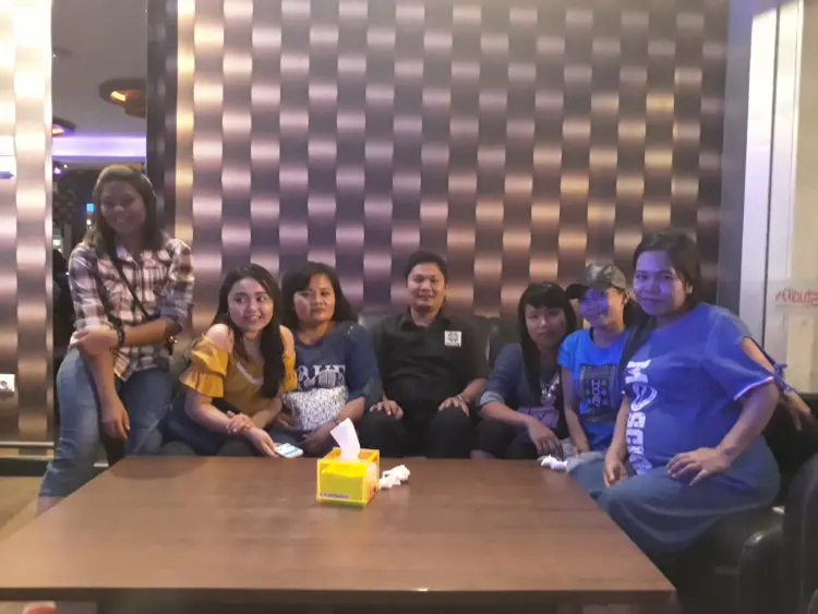 Studio 89 Family Karaoke & Cafe Lounge 8