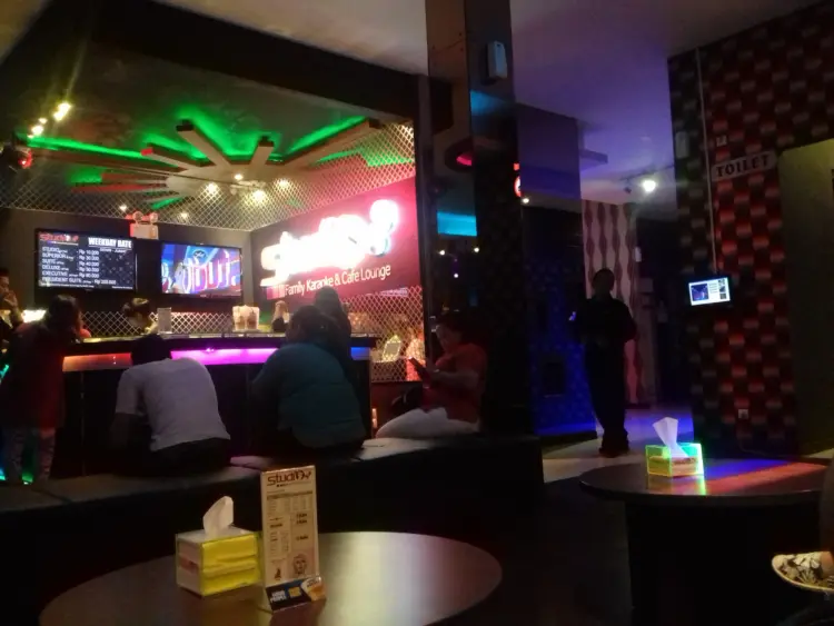 Studio 89 Family Karaoke & Cafe Lounge 9