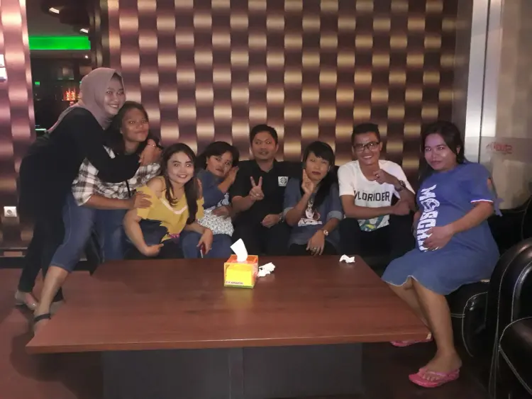 Studio 89 Family Karaoke & Cafe Lounge 10