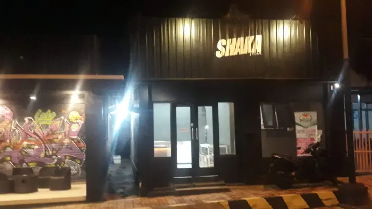 Container Cafe Laki - Laki 1