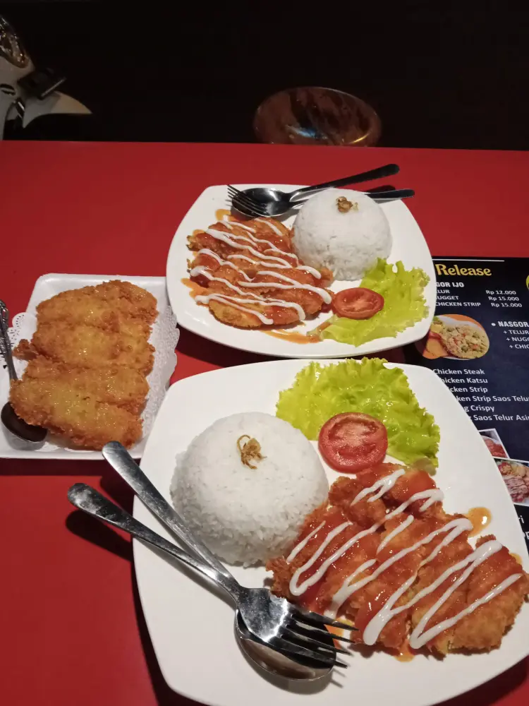 Container Cafe Laki - Laki 10