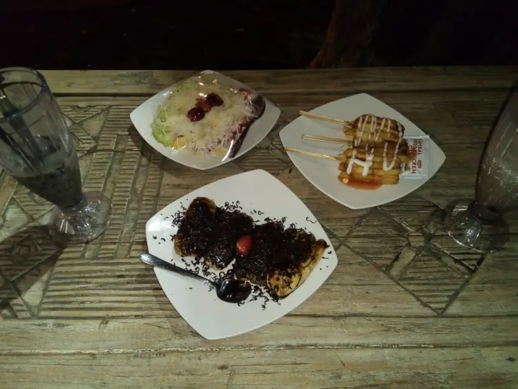 Container Cafe Laki - Laki 3