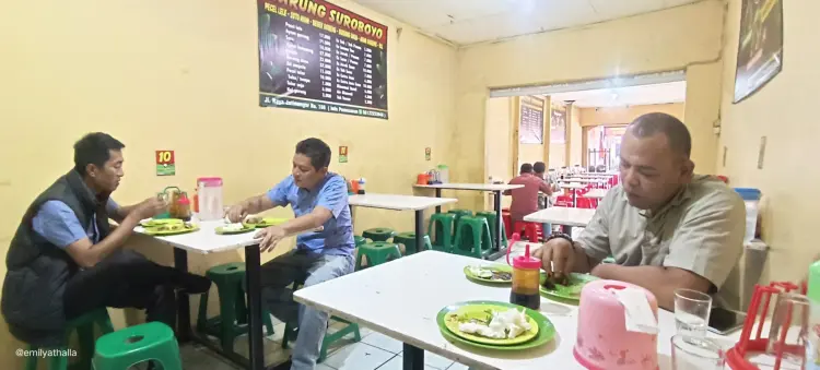 Warung Suroboyo Cak Gun 9