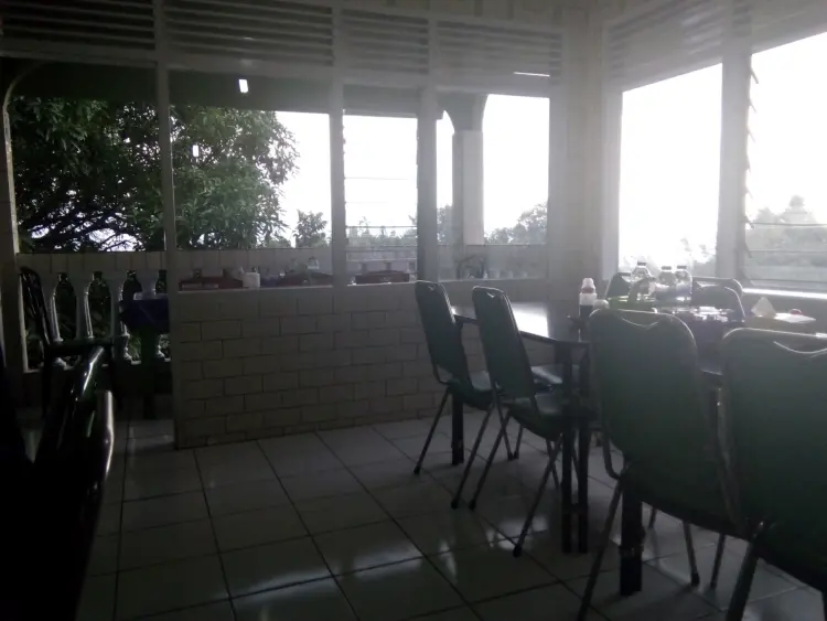 Ayam Bakar Rica Rica Riung Gunung 4