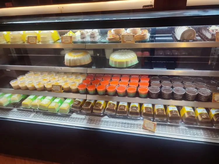 Holland Bakery Kertajaya 2