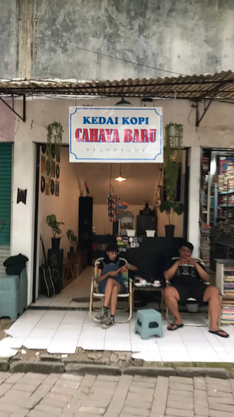 Kedai Kopi “ CAHAYA BARU “ 1