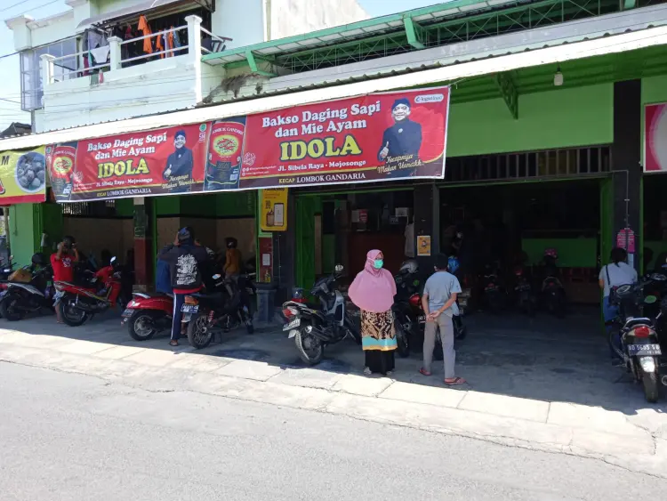 Bakso dan Mie Ayam Idola 1