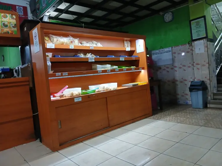 Bakso dan Mie Ayam Idola 9