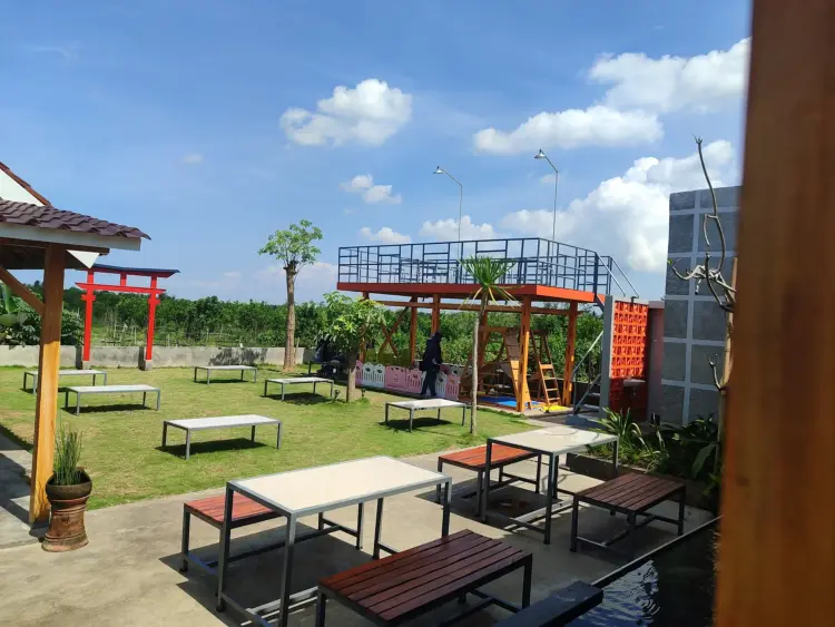 CUUAMI (kopi, mie pangsit, soto ayam, sambelan, chinese food) 1