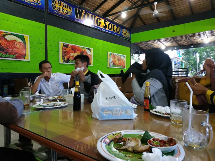 AYAM BAKAR WONG SOLO BARABAI 2