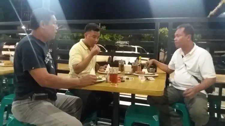 AYAM BAKAR WONG SOLO BARABAI 9