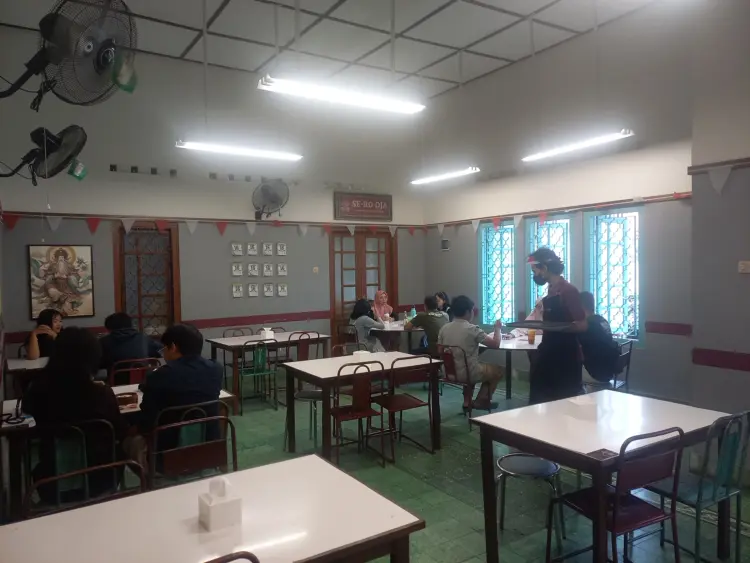 Serodja Prawirotaman 7