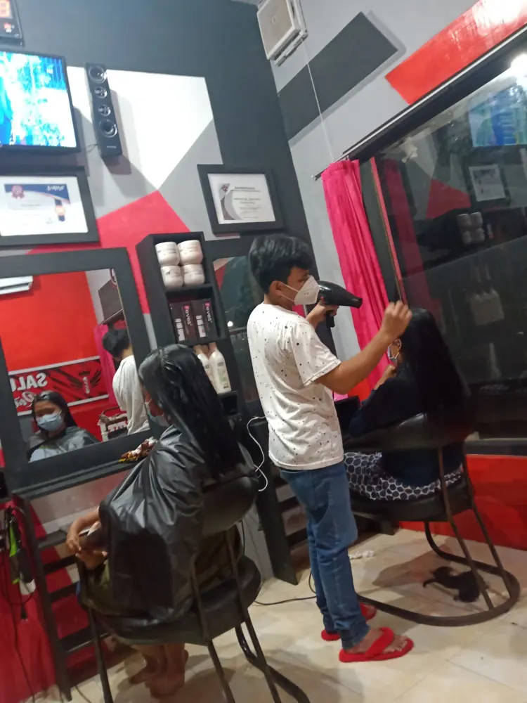 Salon Ratu Cazzanova 1