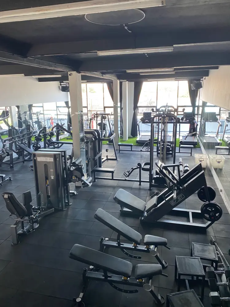 L Three Gym Pemogan 1