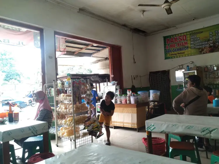 Bakso & Mie Ayam Pak Gembrot Cabang Kalisat 6