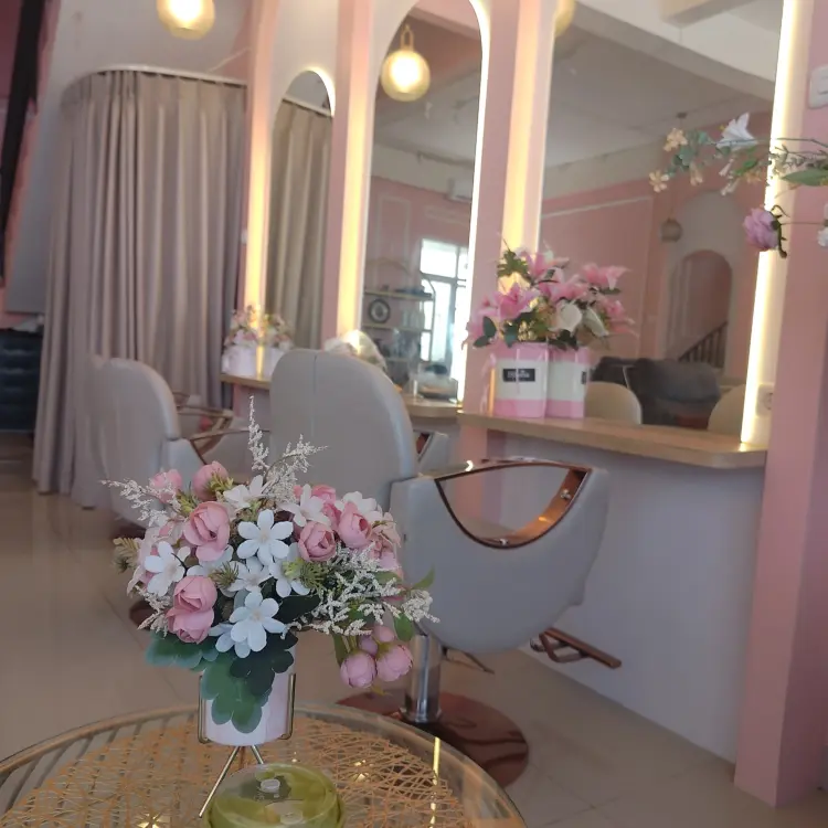 Nona Beauty Salon & Spa Solo 1