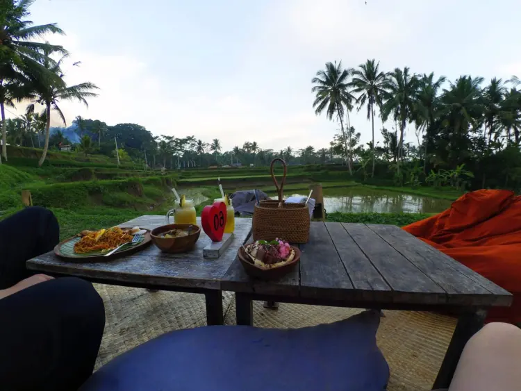 Greenkubu Restaurant and Swing 8