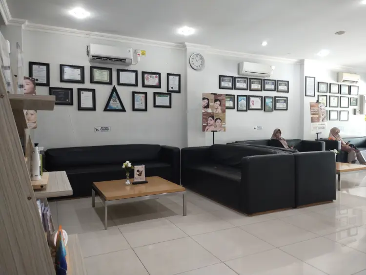 Natasha Skin Clinic Malang Soekarno Hatta 1