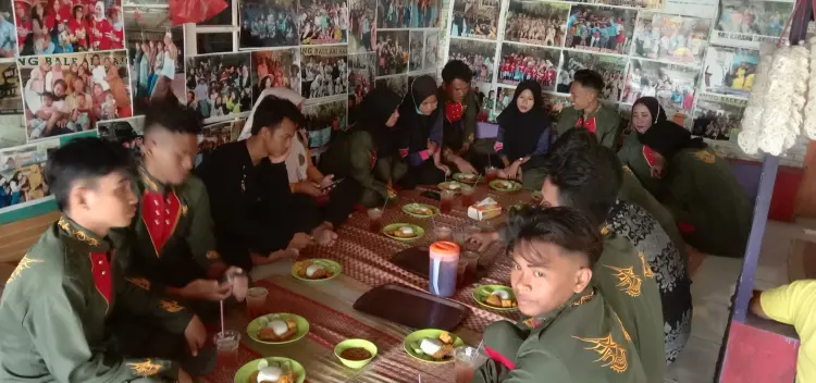 Saung Bale Abi Haji 4