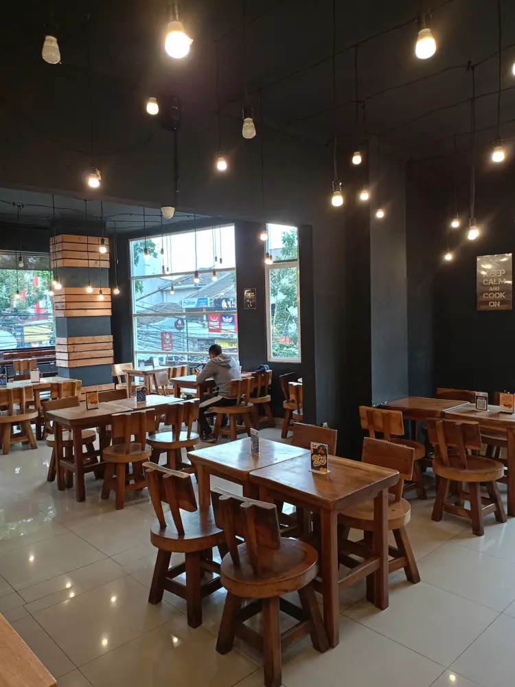 Wingz O Wingz Cihampelas 9