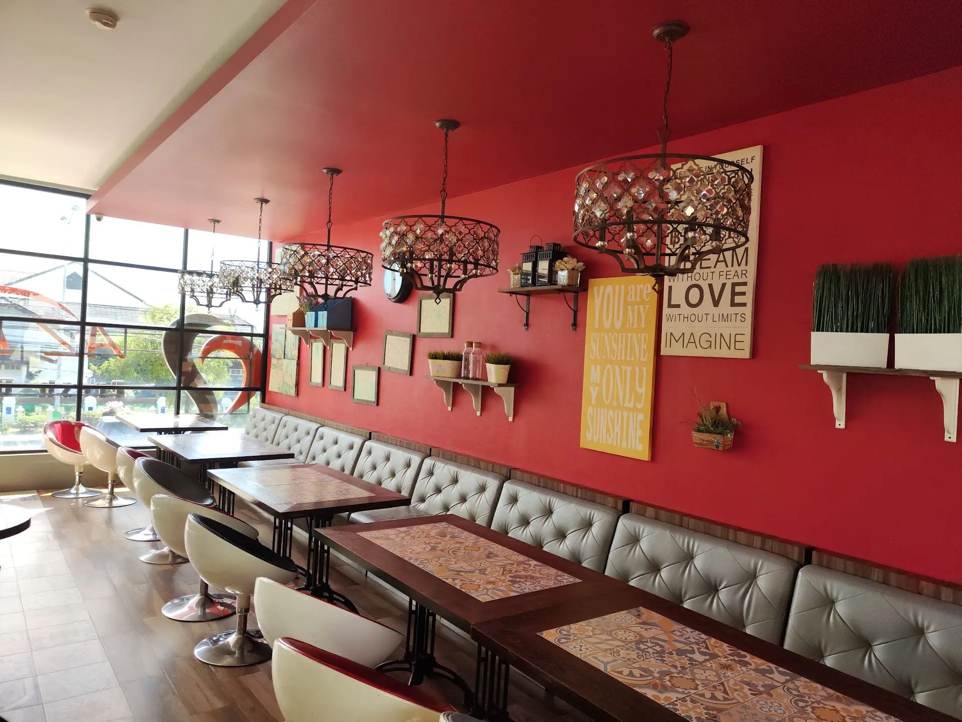 面包6k印尼盾起？这家店凭什么比商场里的还好吃？ 2