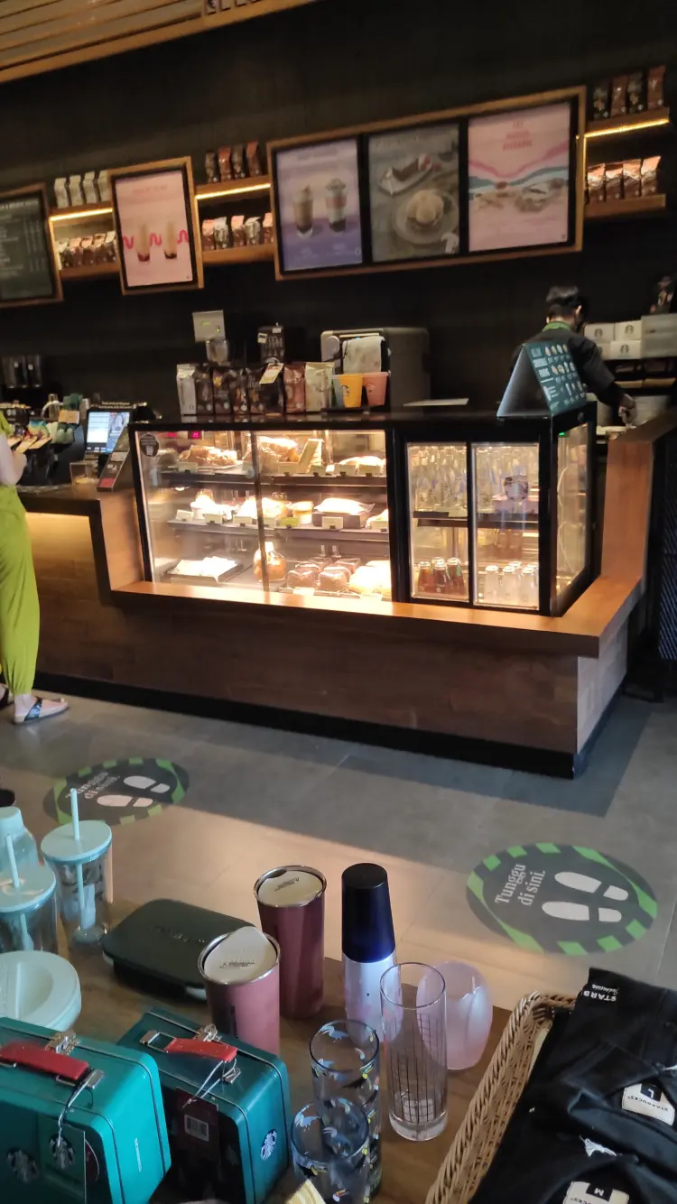 Starbucks Jatiasih 9