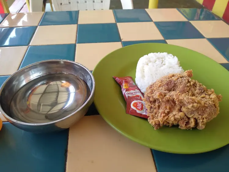 Master Fried Chicken & Burger Kayu Manis 5