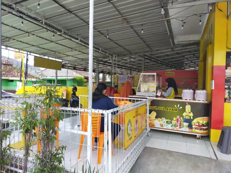 Master Fried Chicken & Burger Kayu Manis 3