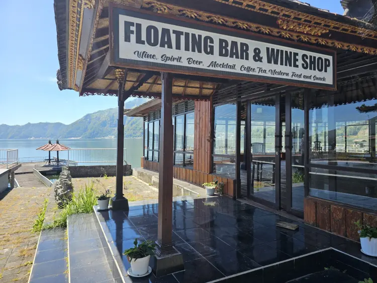 Floating Restaurant Kedisan 1