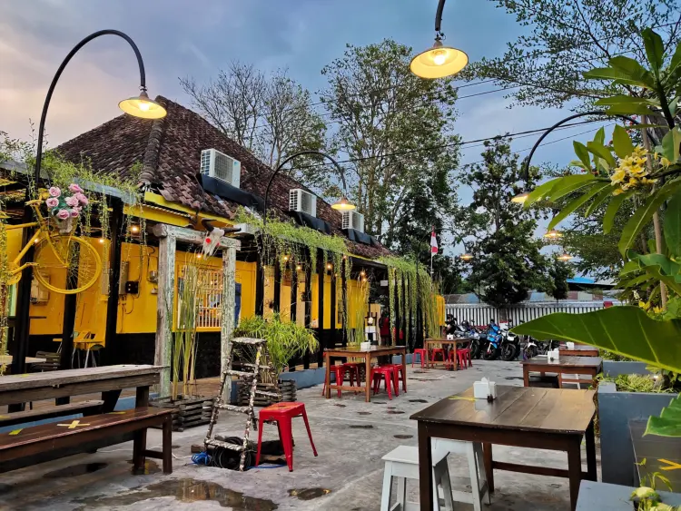 Warning Waroeng Kuning 1