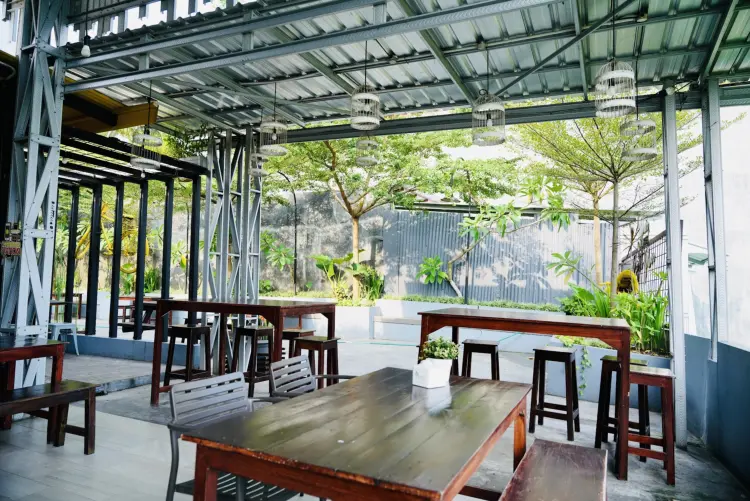 Warning Waroeng Kuning 6