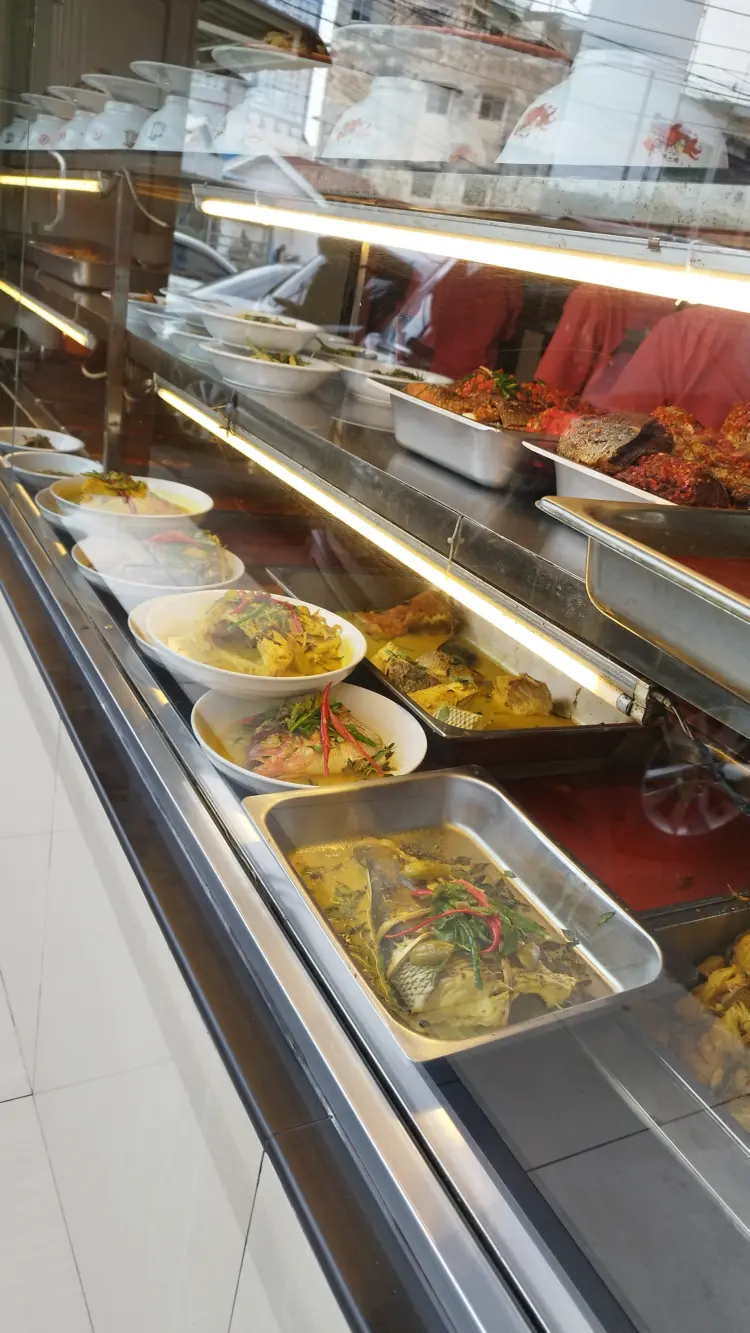 Tempat makan **anjay** di Medan rekomendasi supir **lokal**, ini review jujur gue.