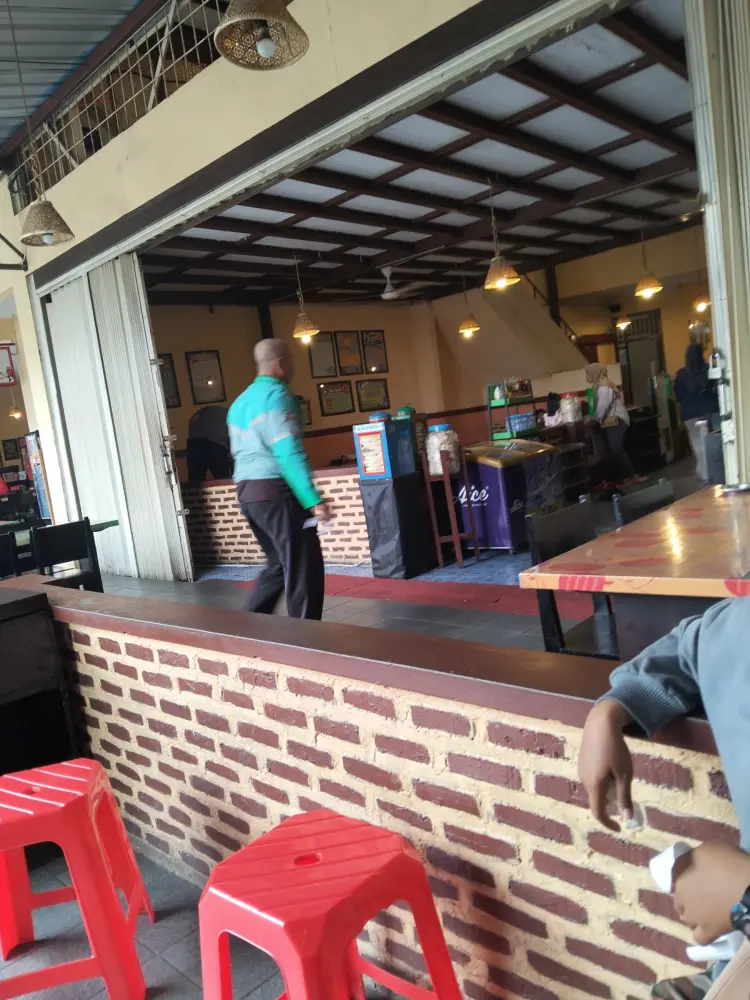 Waroeng SS Spesial Sambal "SS" Kisamaun 2