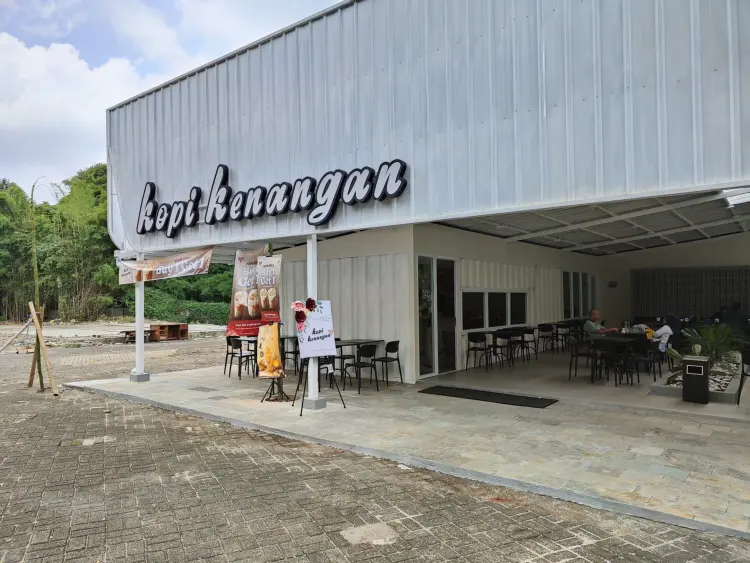 Kopi Kenangan - Urban Hub Palmerah 1
