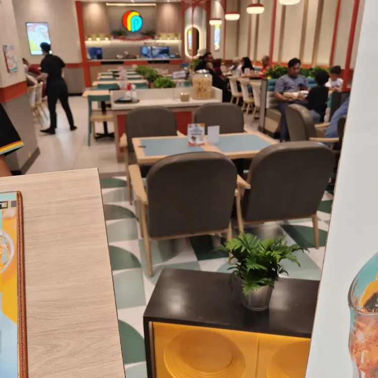 Platinum Resto & Cafe - Pakuwon Mall Bekasi 9