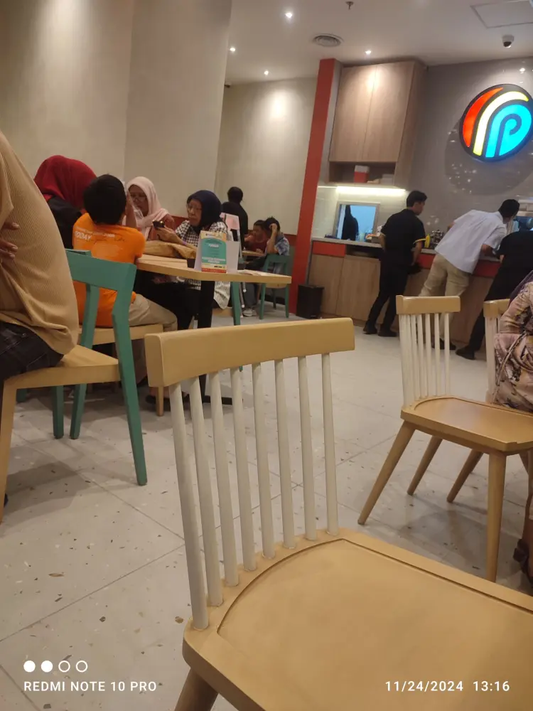 Platinum Resto & Cafe - Pakuwon Mall Bekasi 5